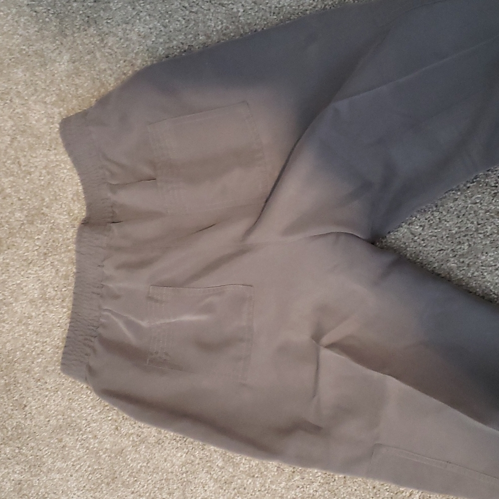 Chico's capri cargo pants - Picture 6 of 6